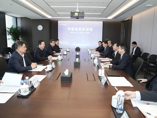 山東省委副書記、省長周乃翔一行到訪中國有研